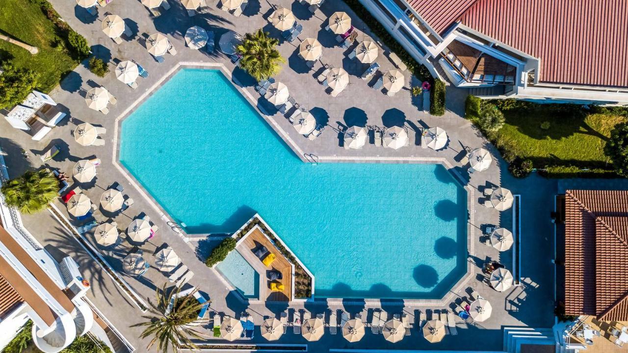 Niriides Hotel 4*