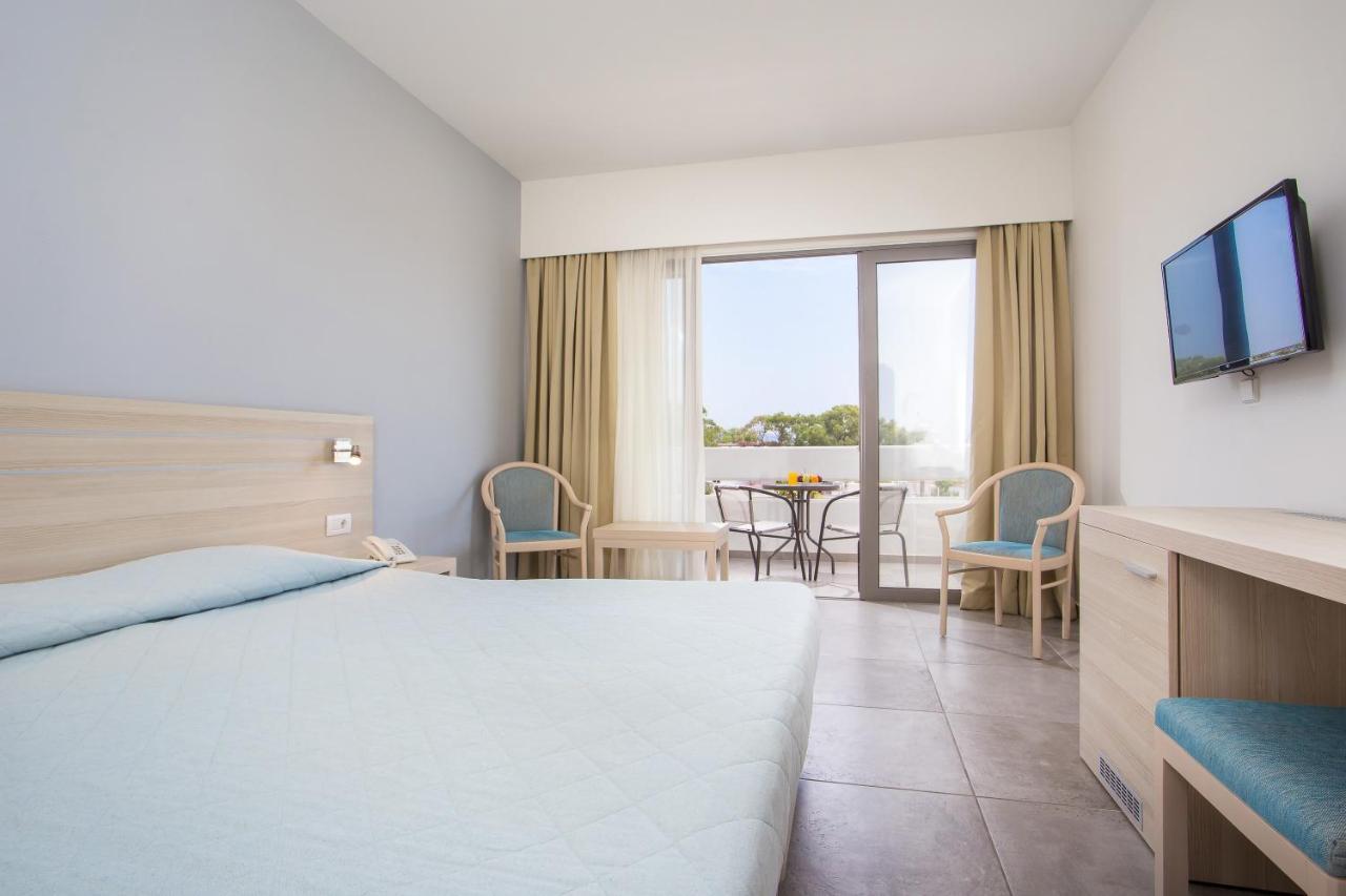 Hotel Niriides