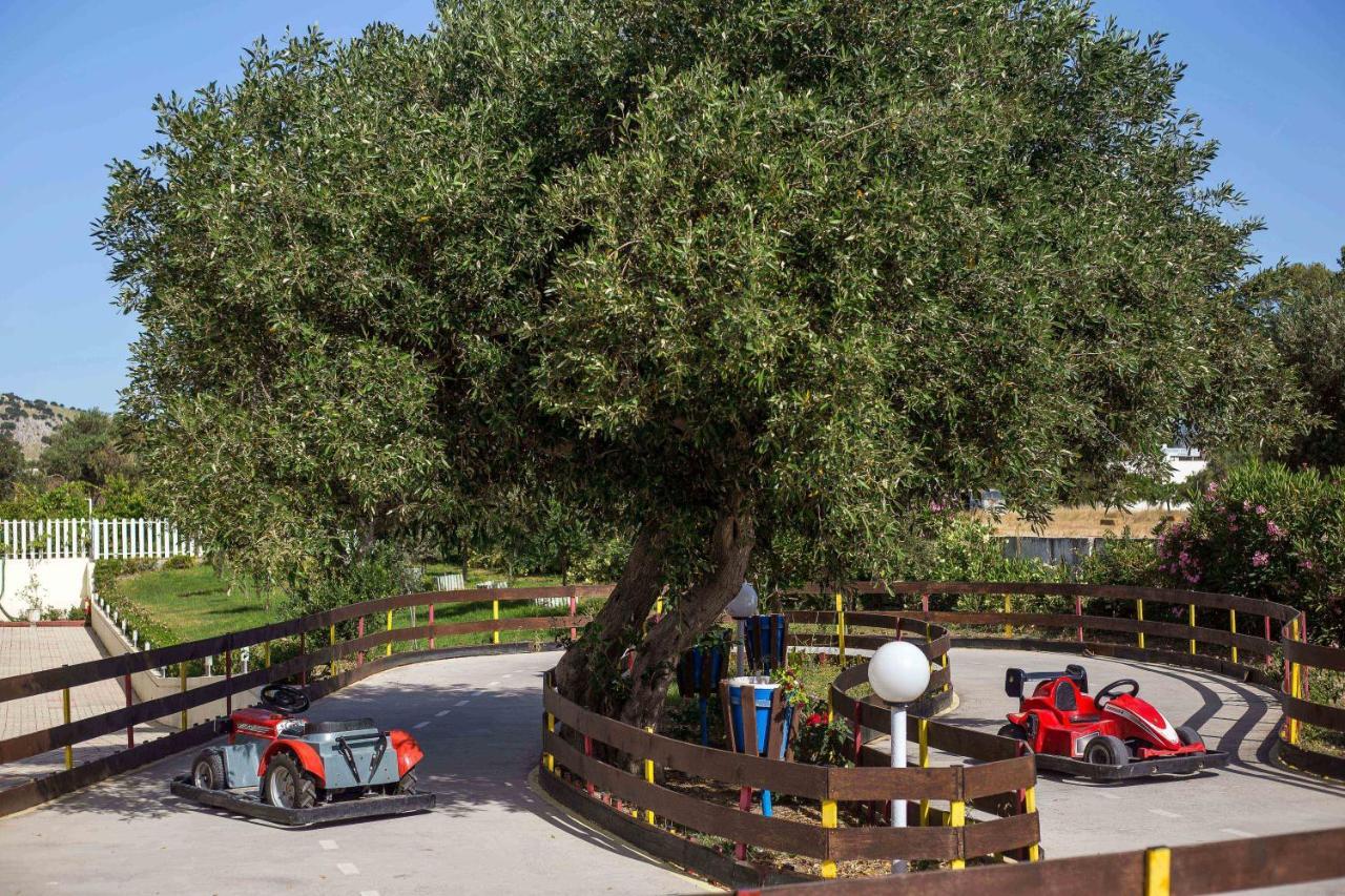 Niriides Hotel 4*