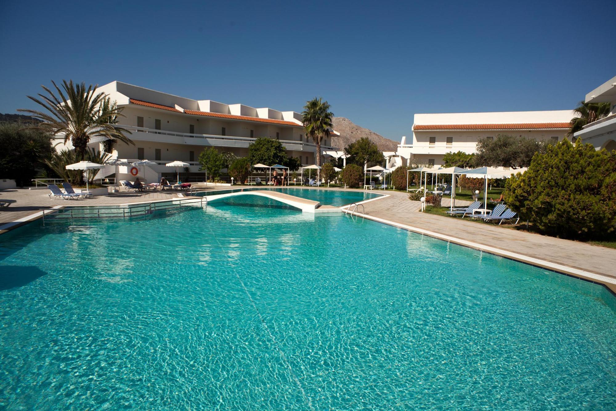 Niriides Hotel 4*